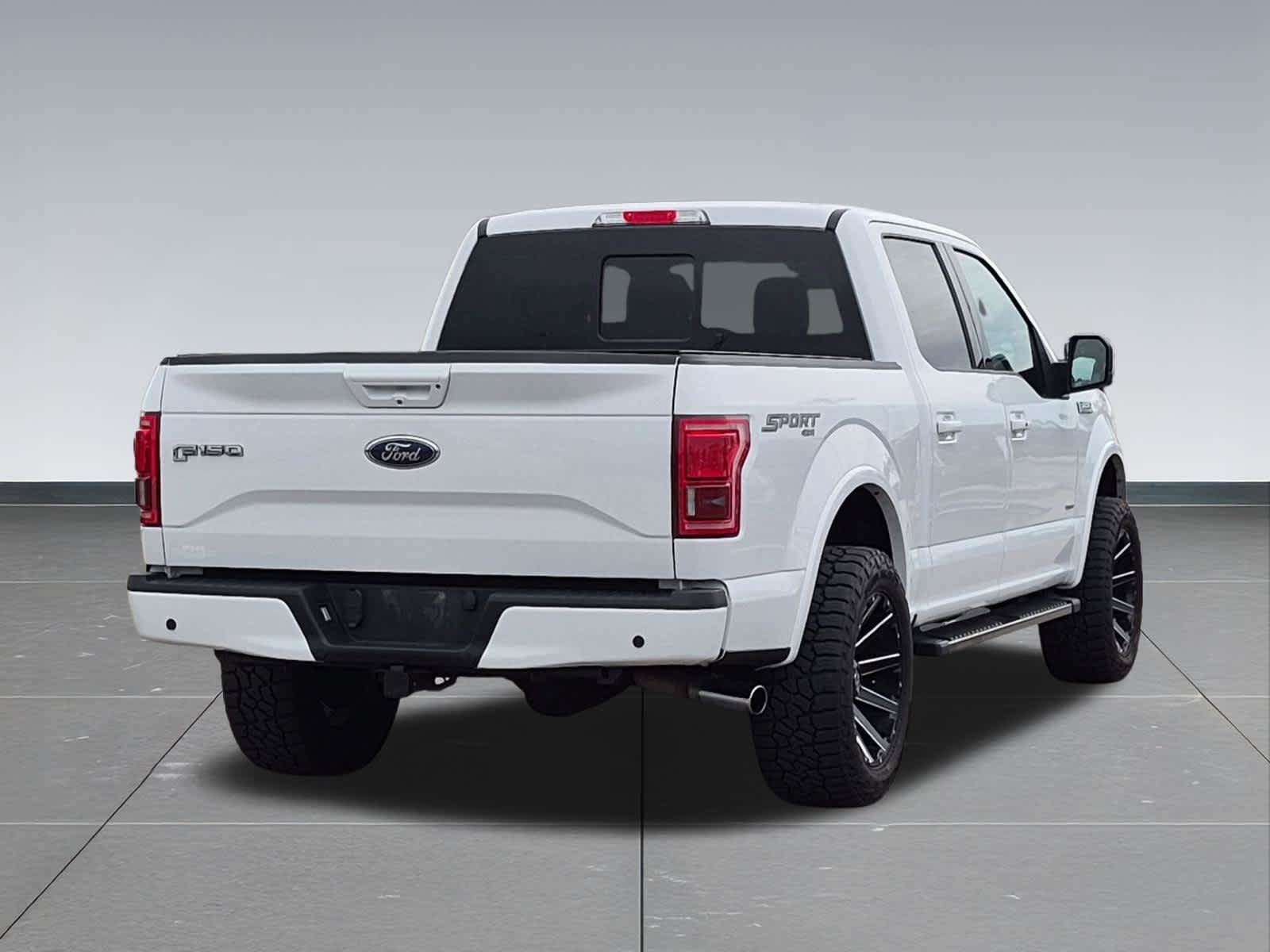 Used 2017 Ford F150 Lariat w/ Equipment Group 502A Luxury AWD/4WD image 6