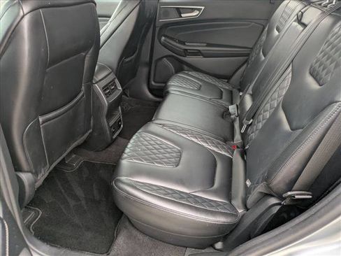 Used 2024 Ford Edge Titanium image 16