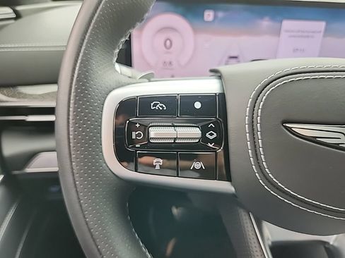 Used 2025 Genesis GV80 3.5T e-SC AWD/4WD image 10