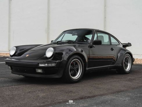 Used 1987 Porsche 911 Carrera RWD image 25