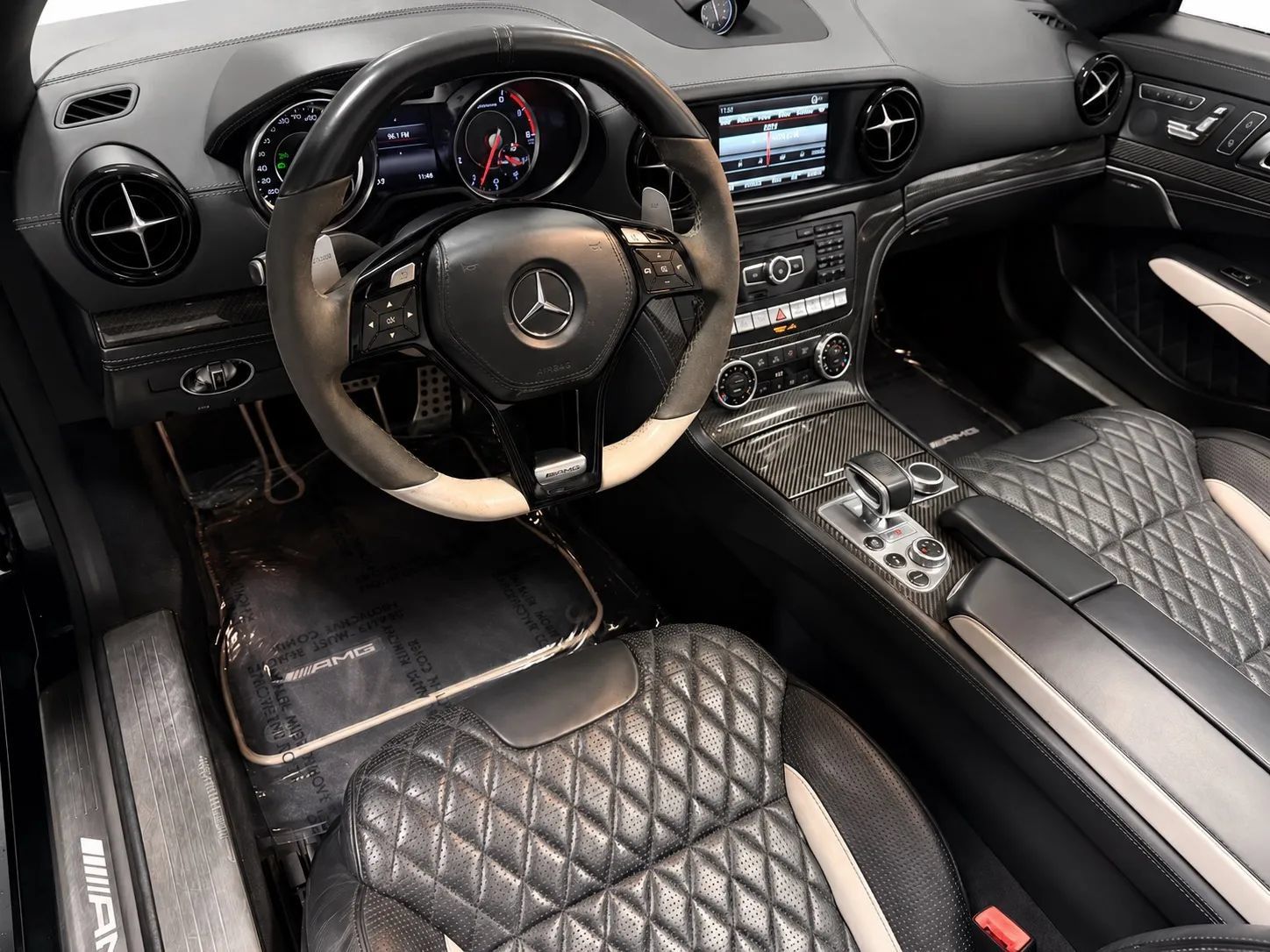 Used 2016 Mercedes-Benz SL 63 AMG image 10