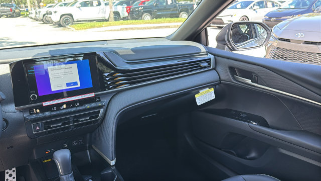 Used 2026 Toyota Camry SE FWD image 15