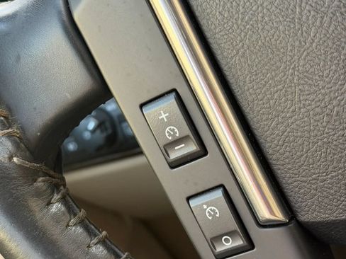 Used 2011 Land Rover LR2 HSE AWD/4WD image 16