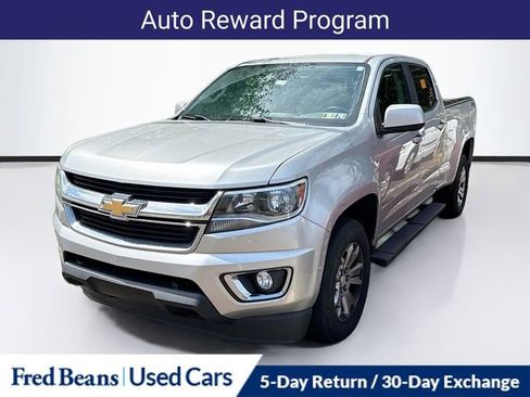 Used 2018 Chevrolet Colorado LT w/ LT Convenience Package AWD/4WD image 3