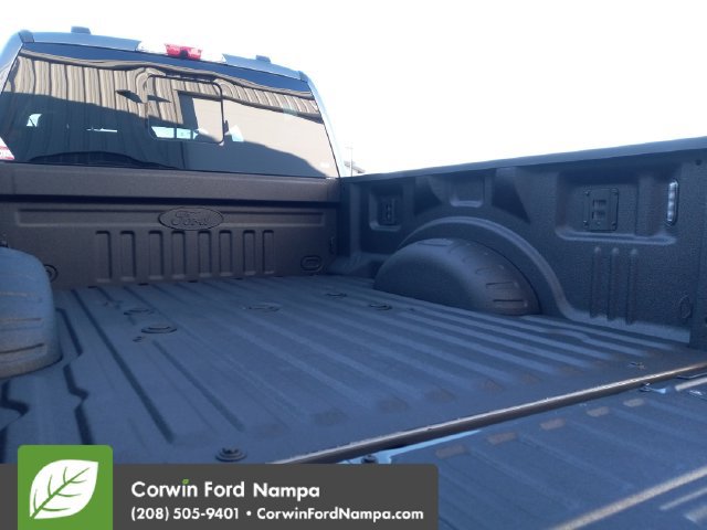 New 2026 Ford F350 Lariat w/ Black Appearance Package AWD/4WD image 28