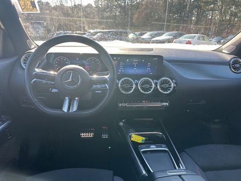 Used 2025 Mercedes-Benz GLA 250 GLA 250 image 11