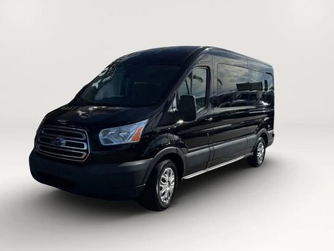 Used 2019 Ford Transit 350 XLT image 2
