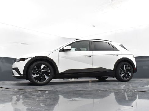 New 2025 Hyundai Ioniq 5 SEL image 37
