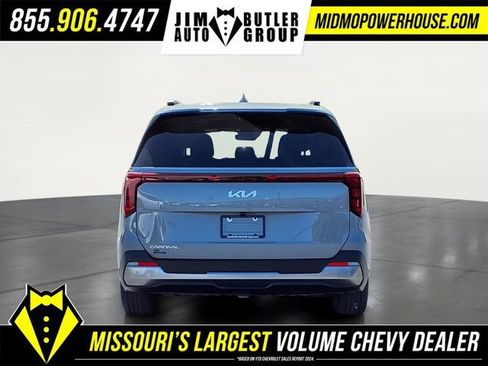 Used 2025 Kia Carnival SX FWD image 26