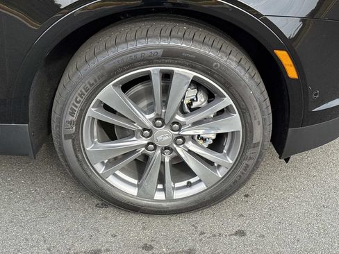 New 2026 Cadillac XT5 Premium Luxury w/ Driver Assist Package FWD image 7