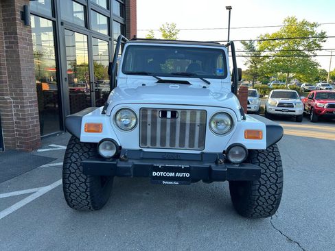 Used 2002 Jeep Wrangler Sahara AWD/4WD image 13
