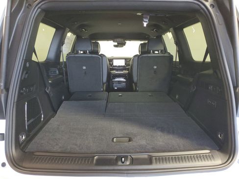 New 2026 Jeep Grand Wagoneer Limited w/ Convenience Group I AWD/4WD image 25