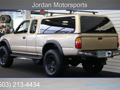 Used 2002 Toyota Tacoma 4x4 Xtracab V6 image 6