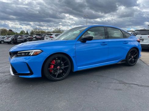 Used 2024 Honda Civic Type R image 5