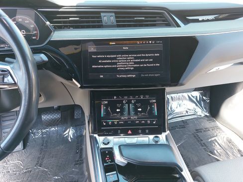 Used 2024 Audi Q8 e-tron Prestige w/ Prestige Package AWD/4WD image 20