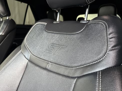 Used 2020 Ford Explorer ST w/ ST High-Performance Pack image 20