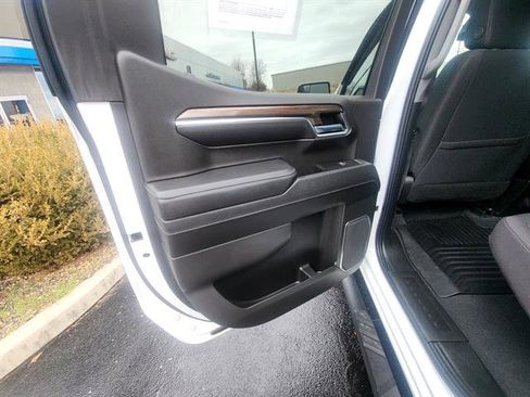 Used 2023 Chevrolet Silverado 1500 LT image 23