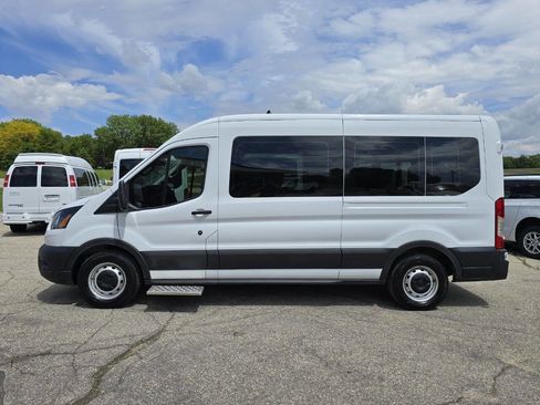 Used 2023 Ford Transit 350 XL image 7