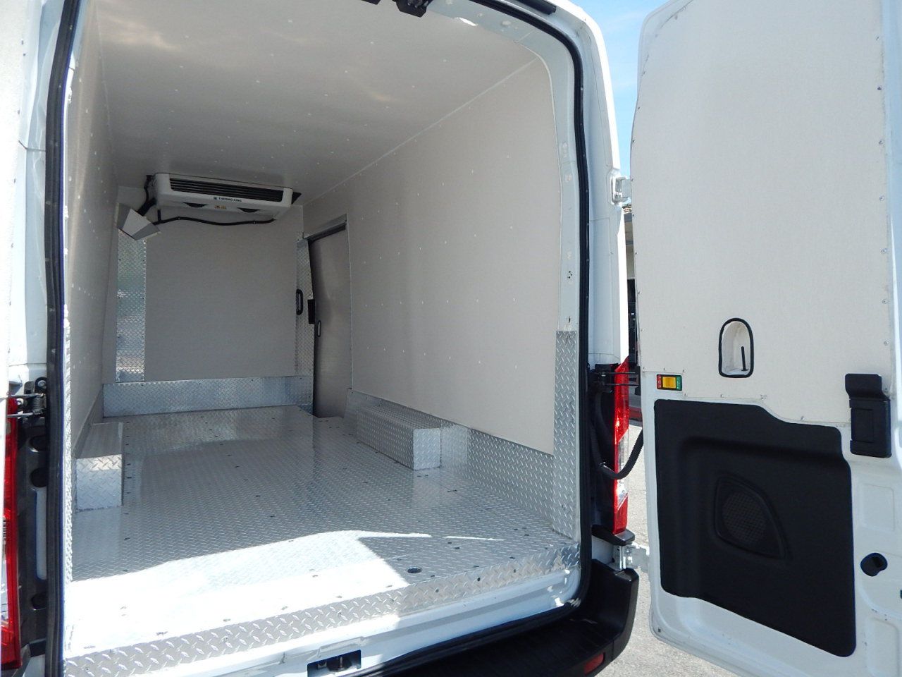 Used 2023 Ford Transit 250 148 High Roof Extended w/ Load Area Protection Package RWD image 2
