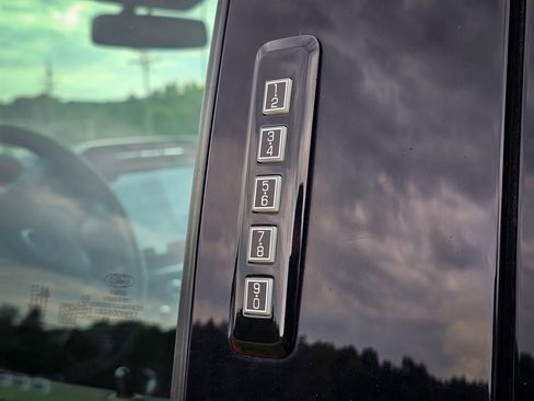 Used 2022 Ford F150 XLT w/ Equipment Group 302A High image 11