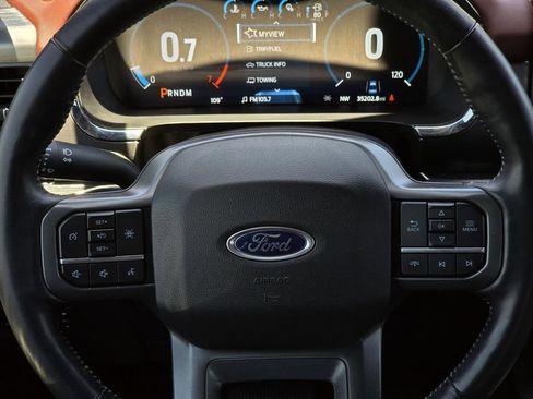 Used 2022 Ford F150 Lariat AWD/4WD image 39