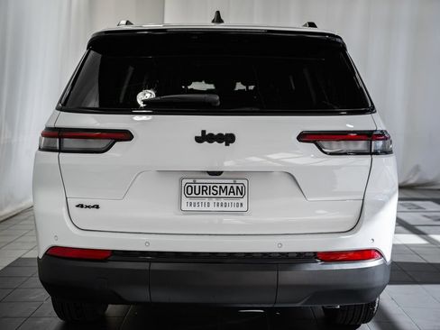 New 2025 Jeep Grand Cherokee L Altitude image 5