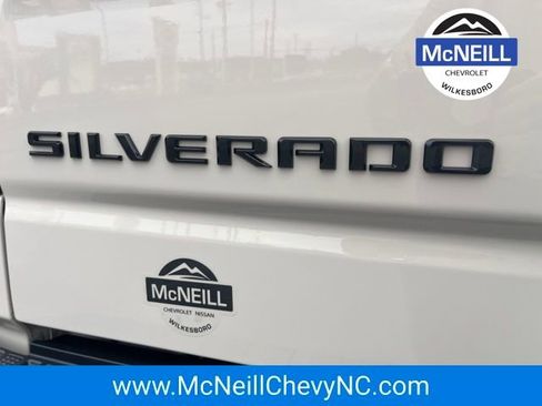 New 2026 Chevrolet Silverado 1500 Custom Trail Boss w/ Dark Appearance Package image 34