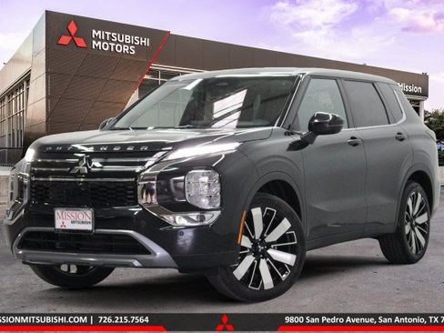 New 2026 Mitsubishi Outlander SE FWD image 1
