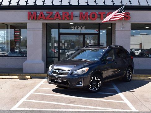 Used 2017 Subaru Crosstrek 2.0i Premium w/ Popular Package #2 image 2