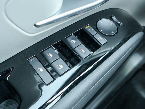 New 2026 Hyundai Tucson Limited image 23