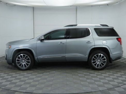 Used 2023 GMC Acadia Denali w/ Denali Technology Package image 8