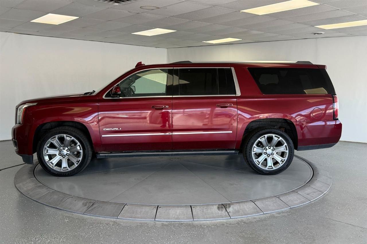 Used 2016 GMC Yukon XL Denali w/ Open Road Package AWD/4WD image 4