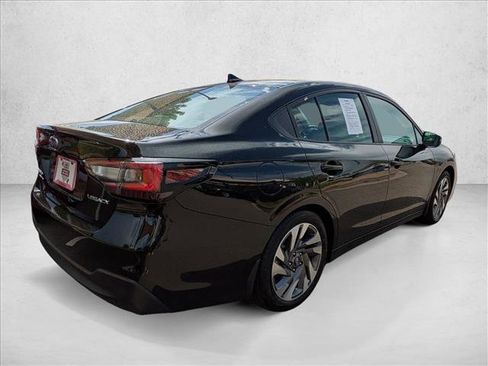 Used 2025 Subaru Legacy Limited w/ Popular Package #2 AWD/4WD image 5