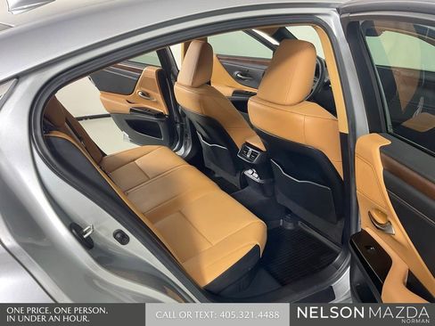 Used 2025 Lexus ES 300h F Sport w/ Accessory Package (Z2) FWD image 16