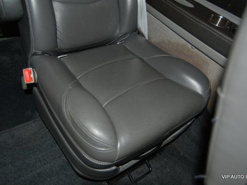 Used 2020 GMC Savana 2500 Extended w/ Enhanced Convenience Package RWD image 42