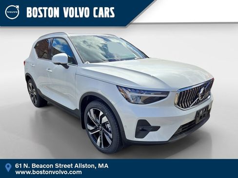 New 2025 Volvo XC40 B5 Plus w/ Climate Package image 1