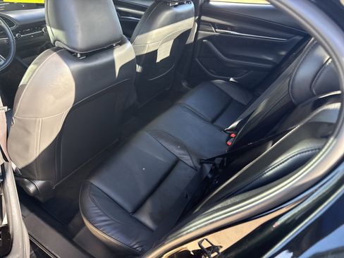 Used 2025 MAZDA MAZDA3 s image 12