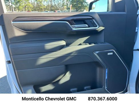 New 2026 Chevrolet Silverado 1500 LT Trail Boss w/ Convenience Package II image 10