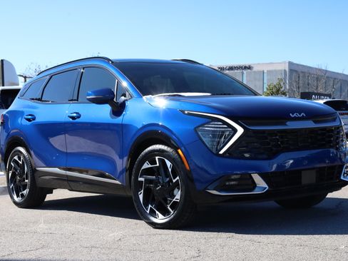 Used 2025 Kia Sportage SX image 7