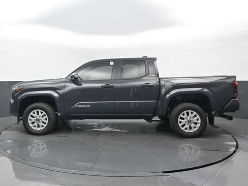 Used 2026 Toyota Tacoma SR5 RWD image 21