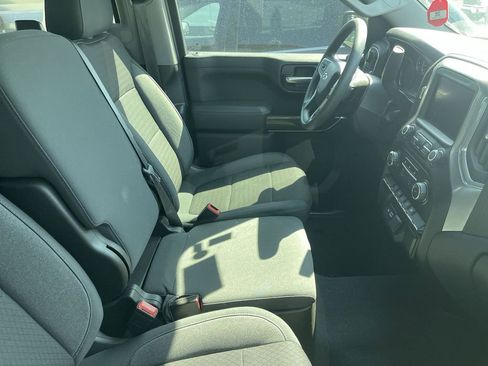 Used 2020 Chevrolet Silverado 1500 RST w/ RST Value Package AWD/4WD image 10