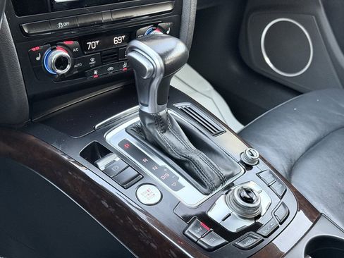 Used 2016 Audi A4 Premium Plus w/ Technology Package image 18