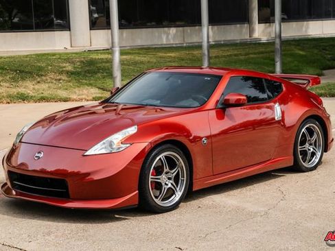 Used 2013 Nissan 370Z NISMO image 60