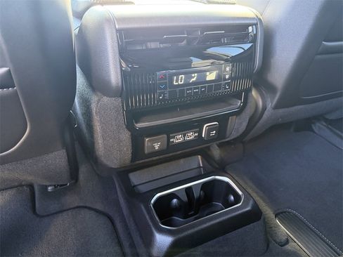 New 2025 Jeep Wagoneer L Series II w/ Convenience Group I image 25