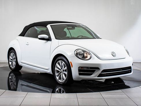 Used 2017 Volkswagen Beetle 1.8T S image 6