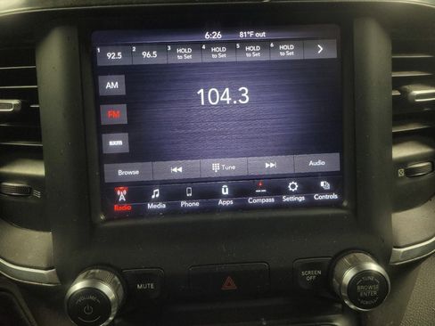 Used 2019 RAM 1500 Big Horn AWD/4WD image 25