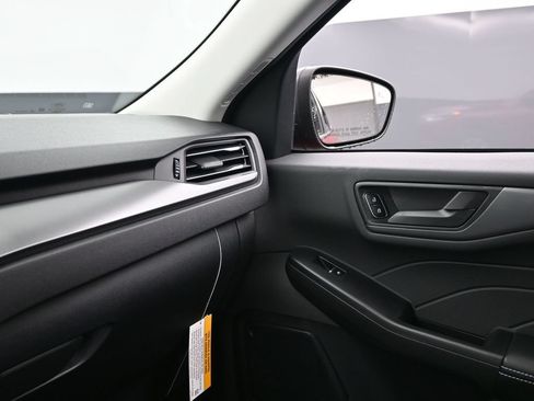 New 2025 Ford Escape Active w/ Tech Pack #1 AWD/4WD image 10