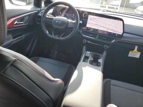 New 2026 Chevrolet Equinox EV RS image 12