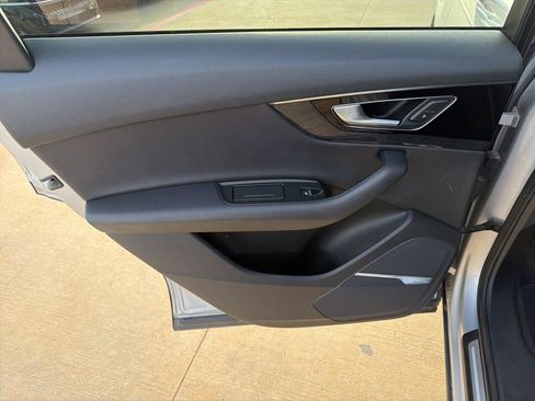 Used 2018 Audi Q7 3.0T Premium Plus image 15