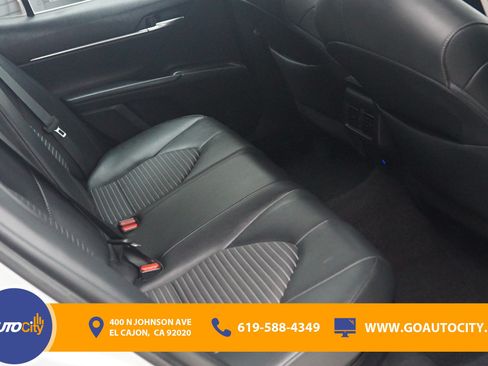 Used 2024 Toyota Camry SE w/ Audio Upgrade Package FWD image 13